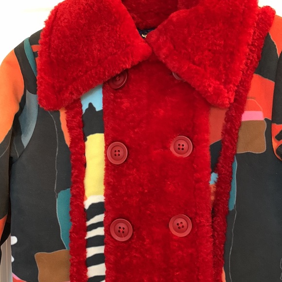 Gorgeous Size S,LULU.H Paris, Red with fabulous pattern designs See Photos - Picture 3 of 8